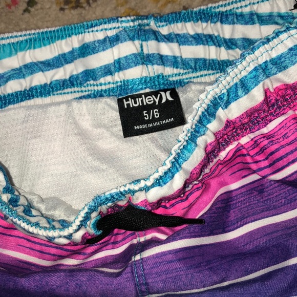 Hurley swim trunks - Picture 2 of 3